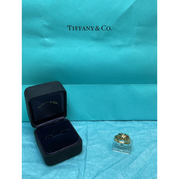 Authentic Vintage 1990 Solid 18K Yellow Gold Signature Ring size 5 - Picture 2 of 5